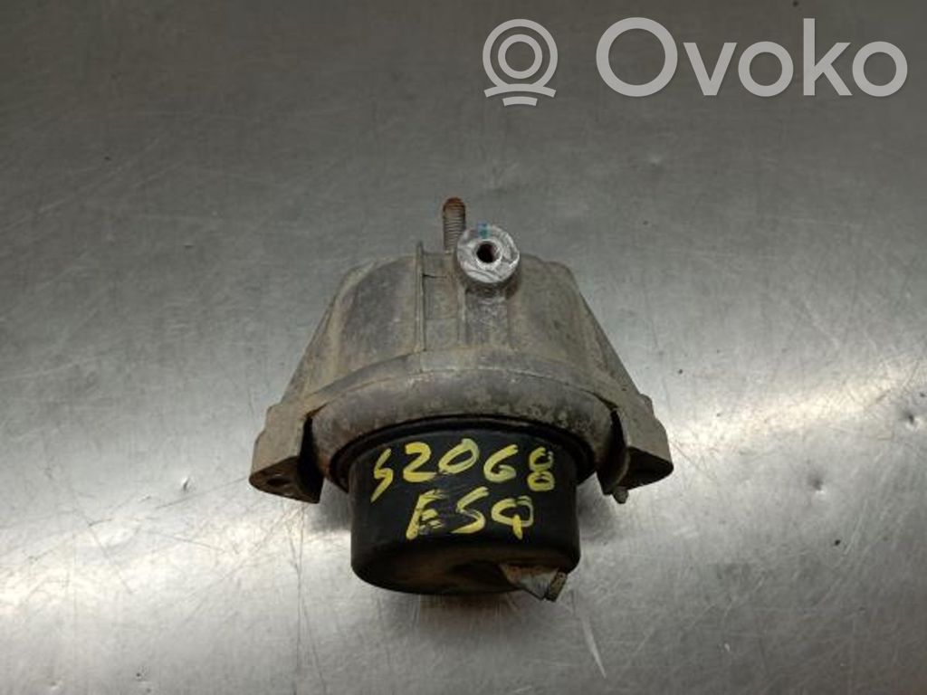 Engine mount bracket   13981112,ESQUERDO