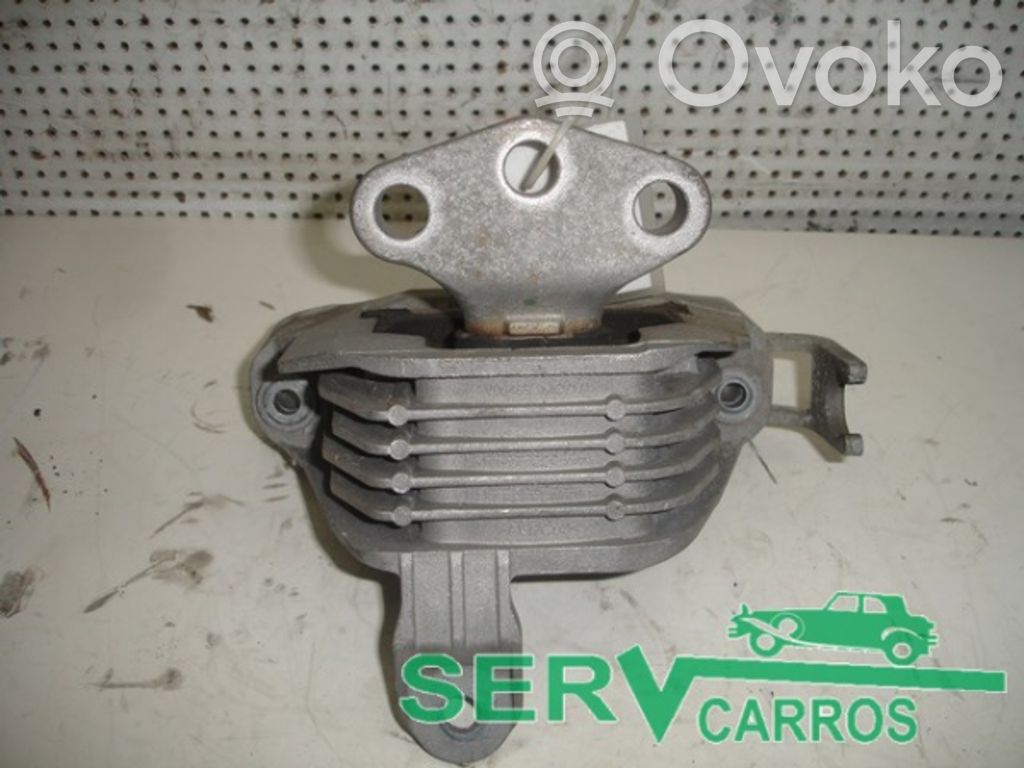 Opel Astra J Soporte de montaje del motor 