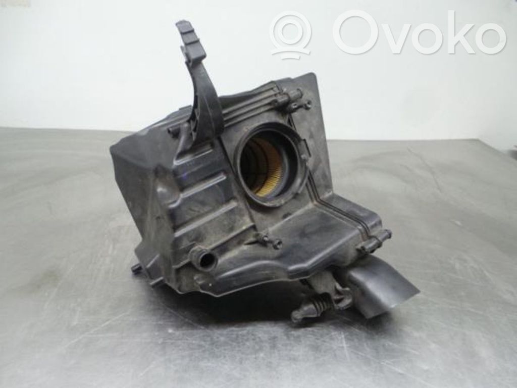Ford C-MAX II Air filter box 