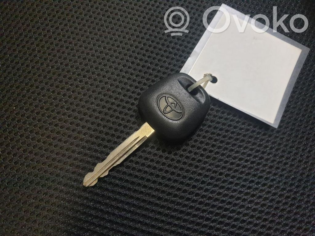 Toyota Yaris Ignition key/card 