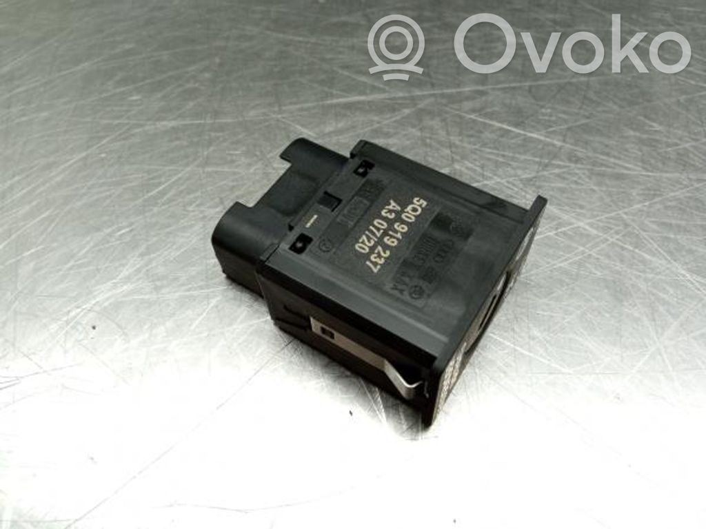 Multifunctional control switch/knob   5Q0919237,DOAIRBAGPASSAGEIRO