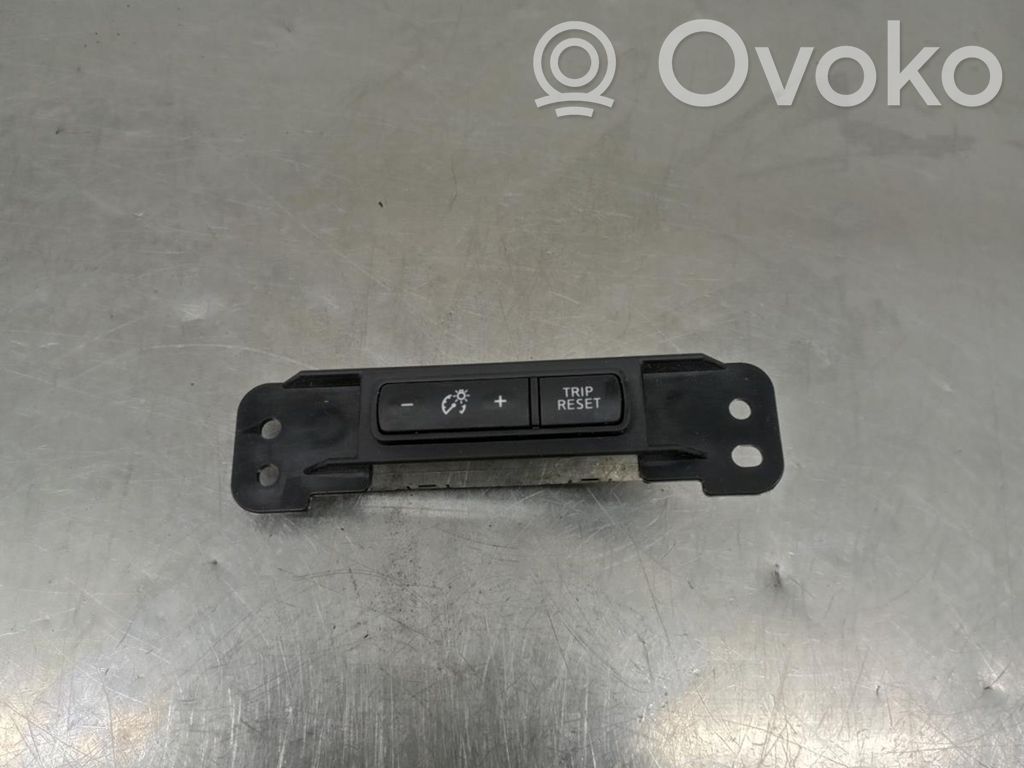Nissan Micra K14 Interruptor de control multifunción 