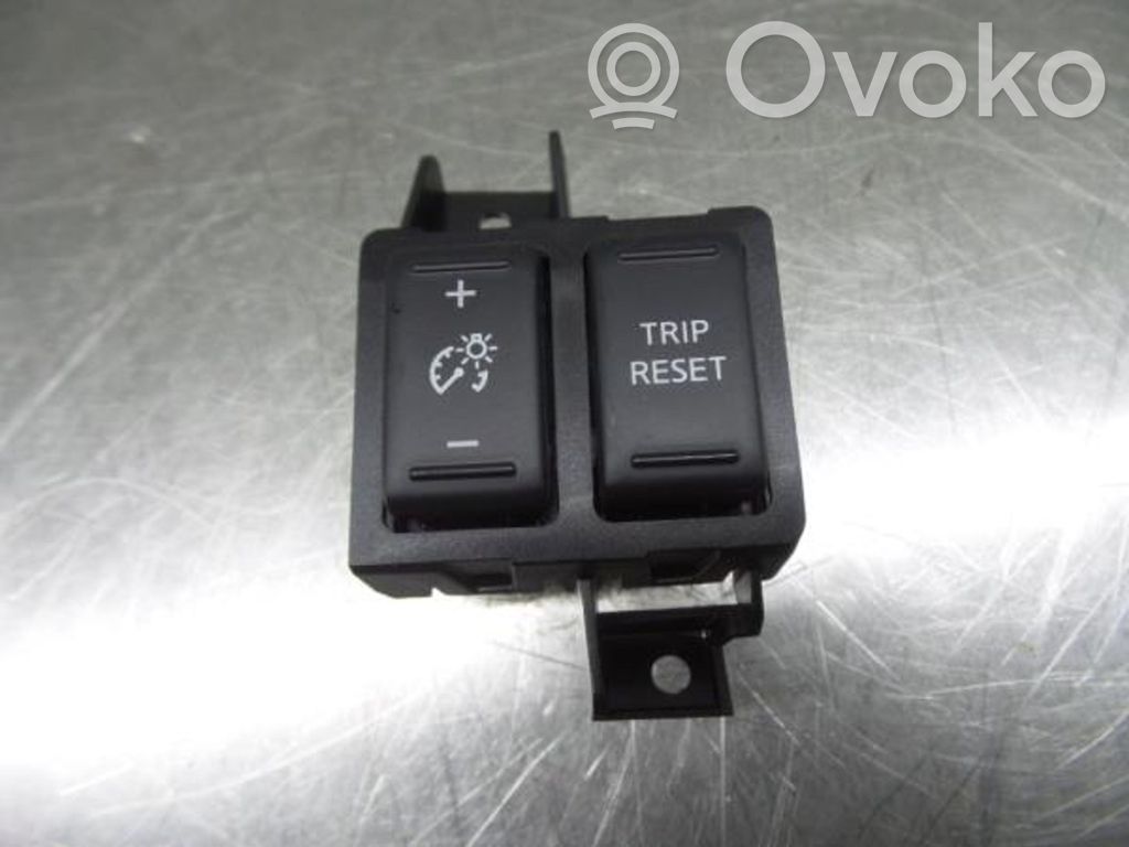 Renault Alaskan Comutator/buton multifuncțional 
