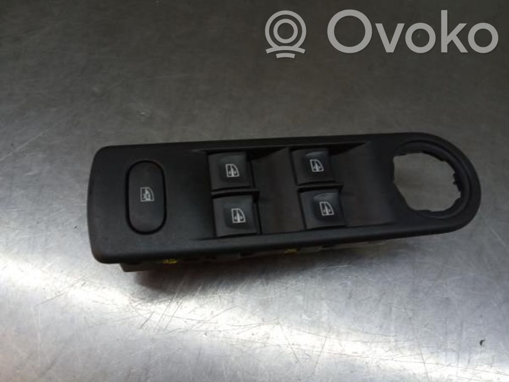Electric window control switch   254113300R,254118722R