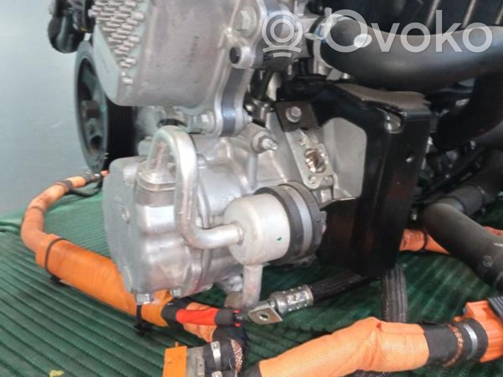 Kompresor / Sprężarka klimatyzacji A/C   926002618R,0424001401,COMPRESSORPHEV,EDBA27C,VIATURAHIBRIDA