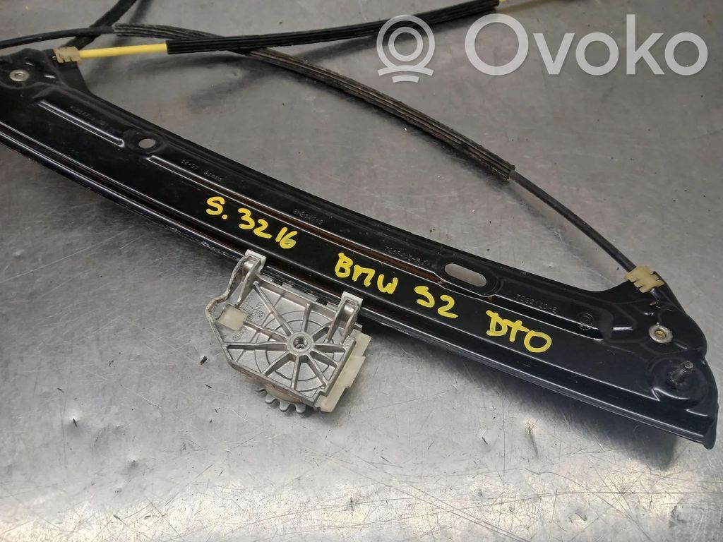 BMW 2 F22 F23 Meccanismo di sollevamento del finestrino anteriore senza motorino 