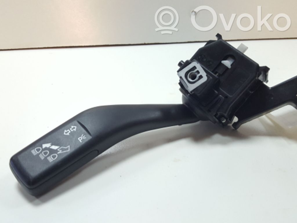 Seat Leon (1P) Commodo, commande essuie-glace/phare 