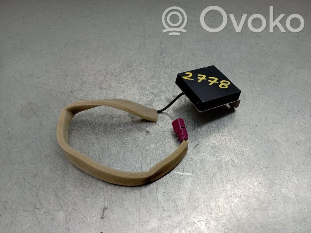 GPS navigation control unit/module   282120588R,2005201639,ANTENATELEFONE