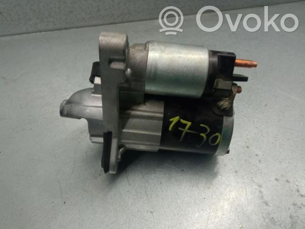 Motor de arranque   233006662R,M000TD2571