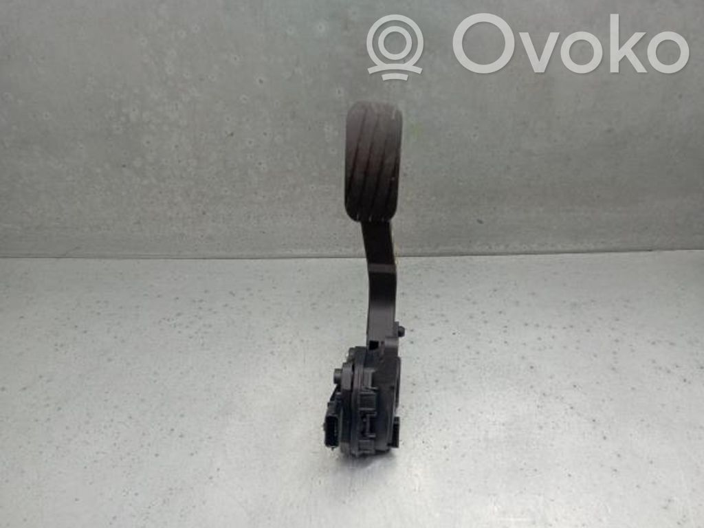 Accelerator throttle pedal   8200672369C,6PV00997801