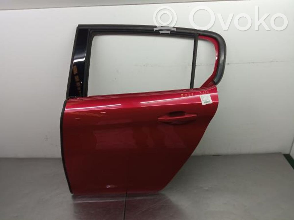Peugeot 308 Aizmugurējās durvis 
