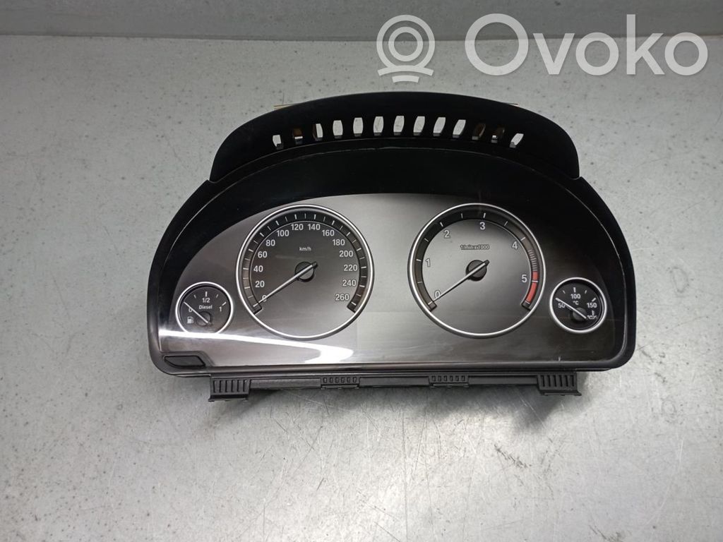 BMW X3 F25 Spidometrs (instrumentu panelī) 