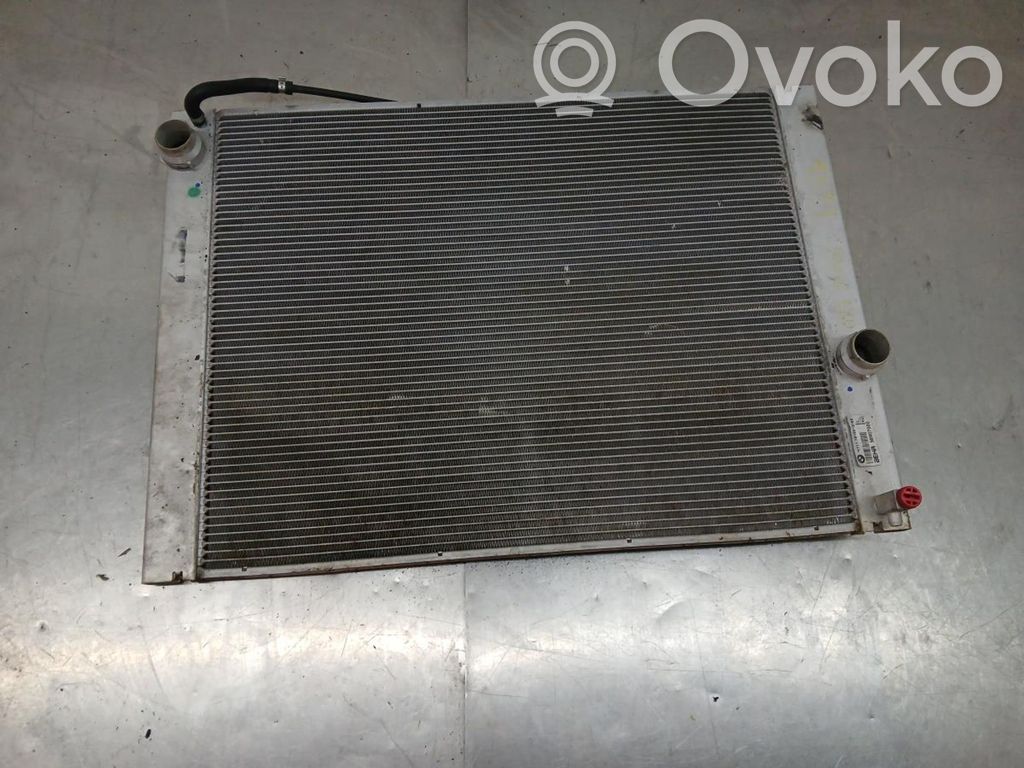 BMW 5 E60 E61 Coolant radiator 