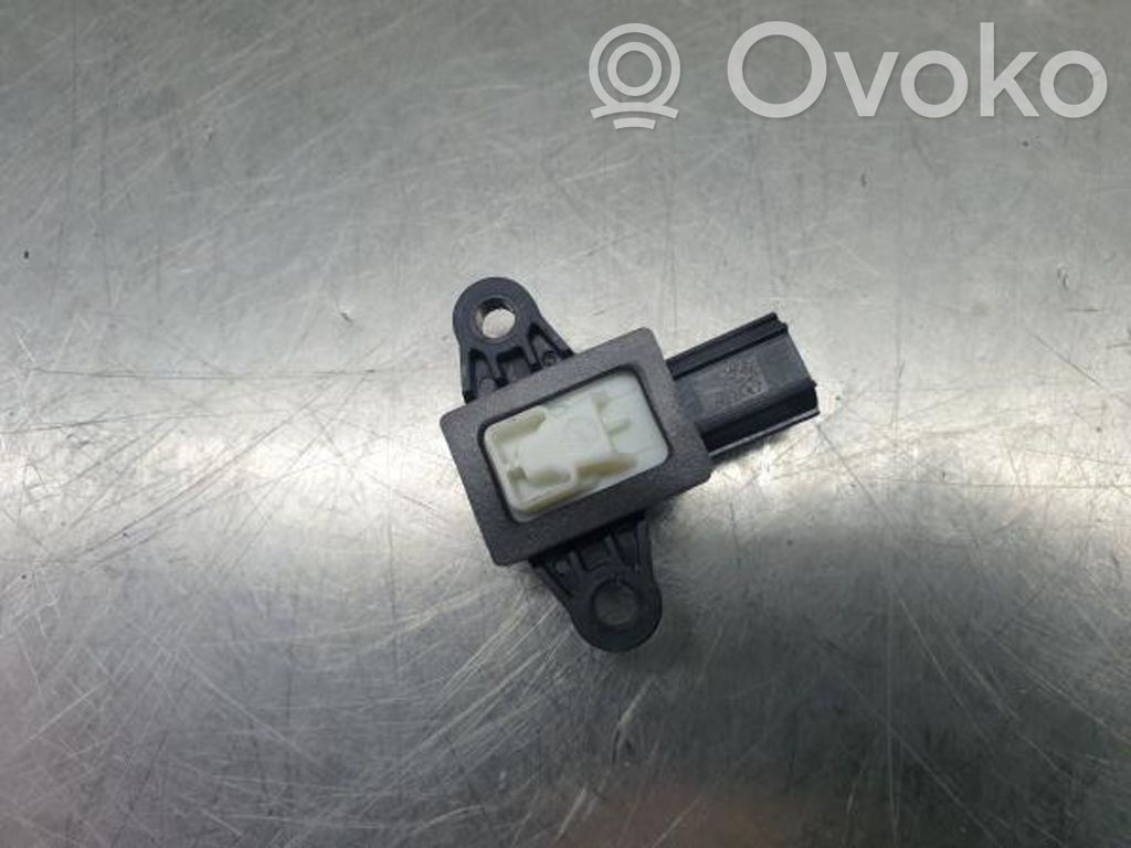 Senzor impact/declanșare airbag   GN1514C676AA