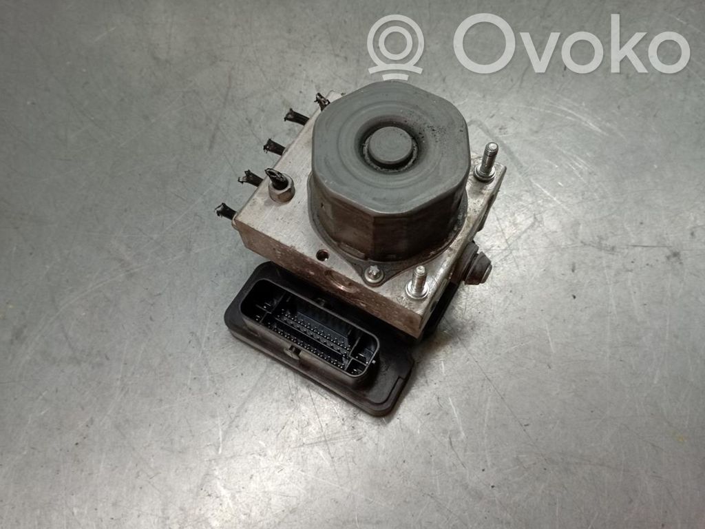 Opel Corsa E Bomba de ABS 