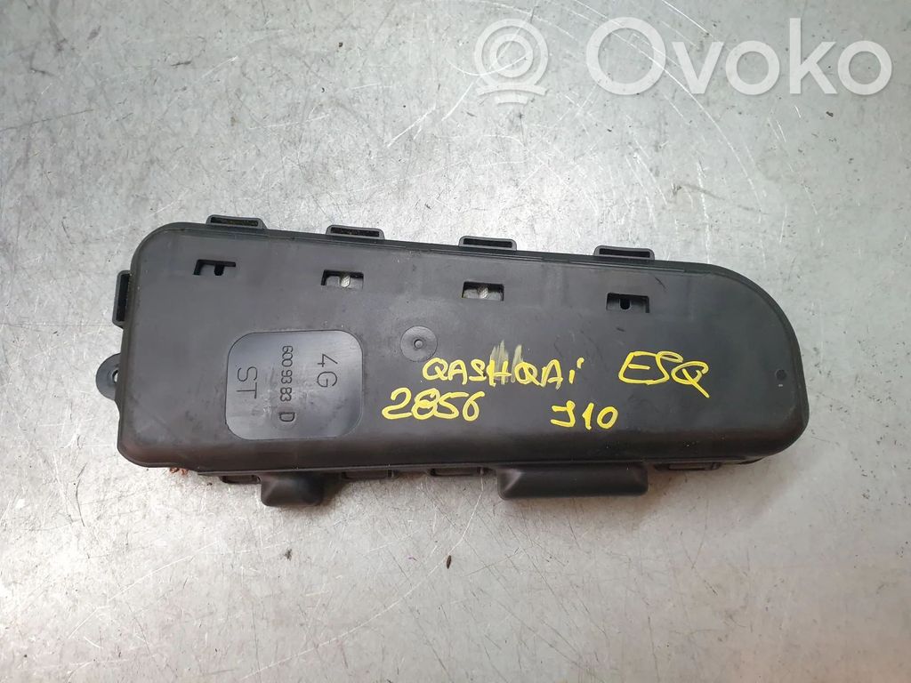 Nissan Qashqai+2 Airbag scaun