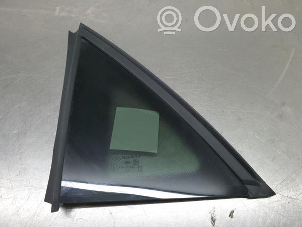 Renault Captur II Rear side window 