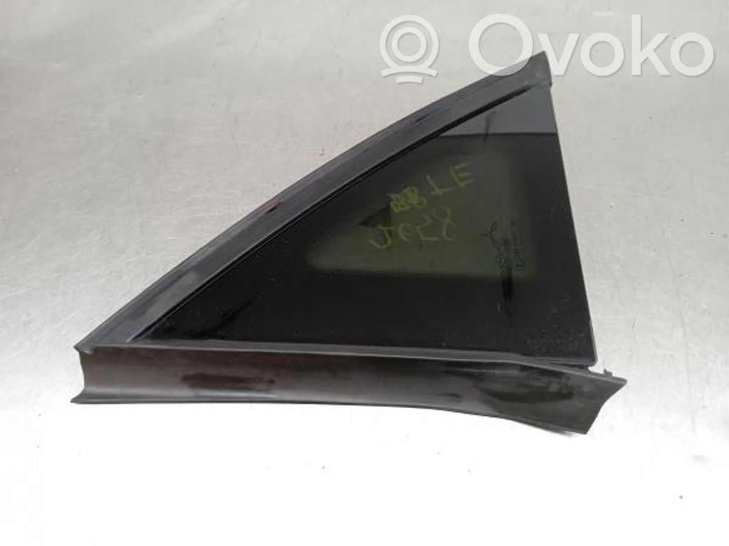Renault Captur II Rear side window 