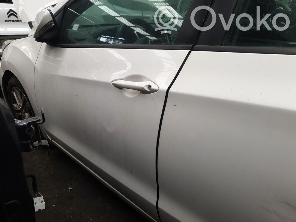 Hyundai i30 Ușă față