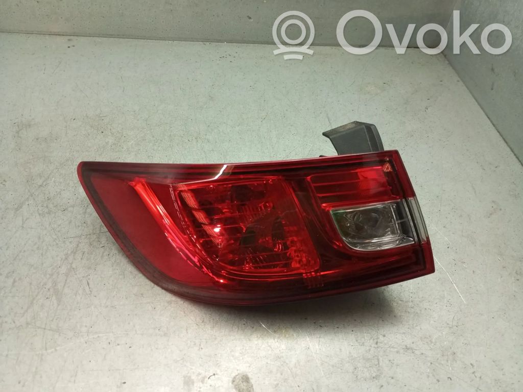 Renault Clio IV Takaluukun takavalot 