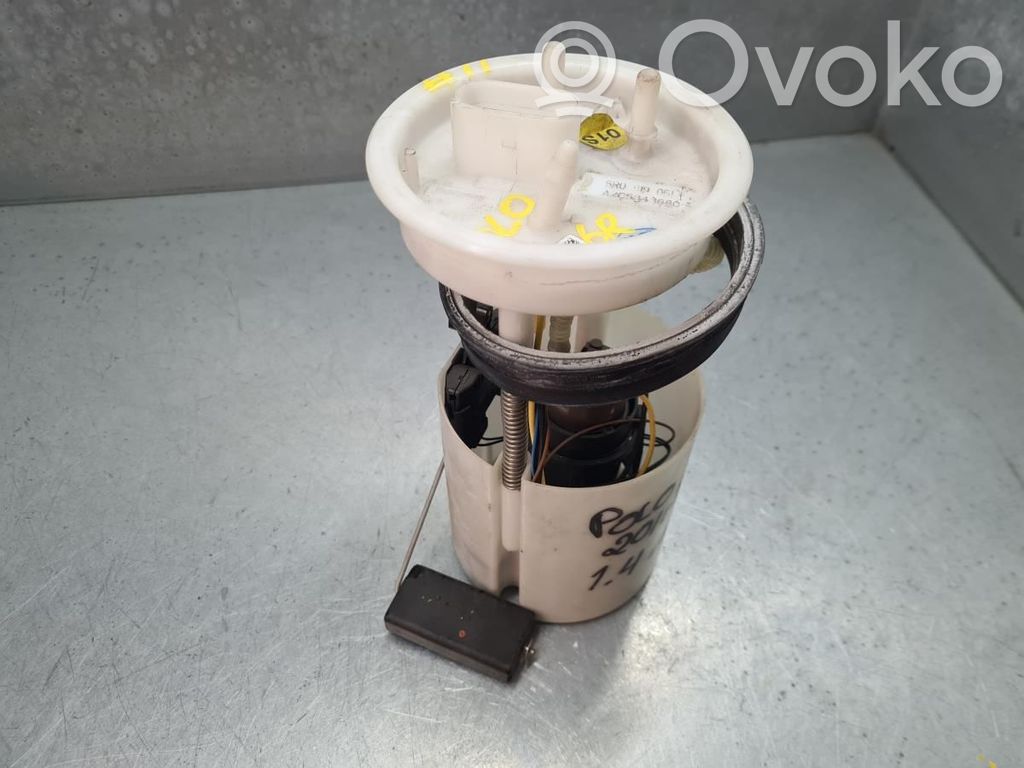 Volkswagen Polo V 6R Pompă combustibil în rezervor 
