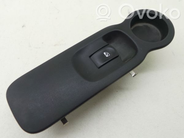 Electric window control switch   8200278436,418218H