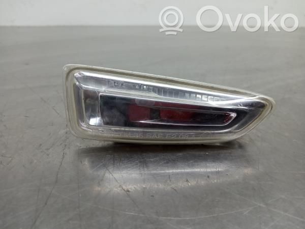 Opel Astra J Blinker vorne Stoßstange 