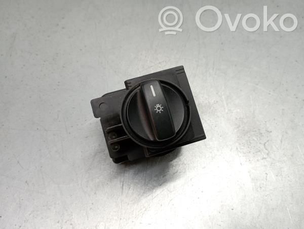 Mercedes-Benz A W169 Interruptor de luz 