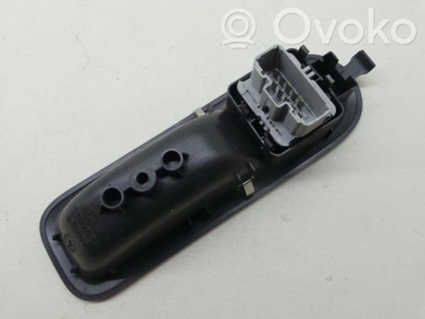 Electric window control switch   8200356513,435017H