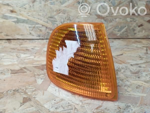 Volkswagen Polo III 6N 6N2 6NF Front bumper turn signal 