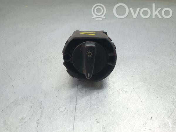 Volkswagen Golf IV Interruttore luci 