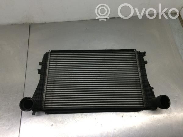 Audi RS3 8PA Chłodnica powietrza doładowującego / Intercooler