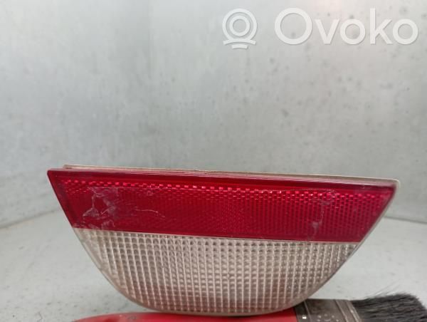 Atbulinės eigos žibintas   S4X15K272A,0374D,S4X15500A