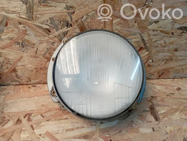 Volkswagen Polo II 86C 2F Lampa przednia 