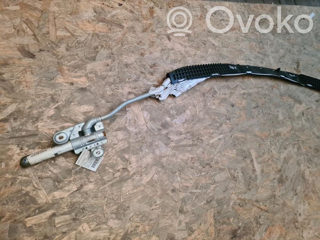 Kattoturvatyyny   4M51A14K158AE,296063137