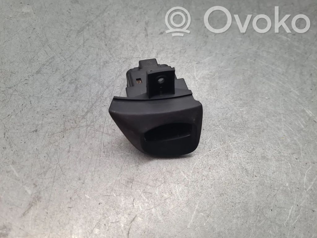 BMW X1 E84 Ignition-blocking relay 