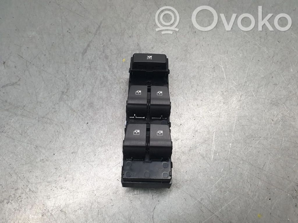 Electric window control switch   93571G3030