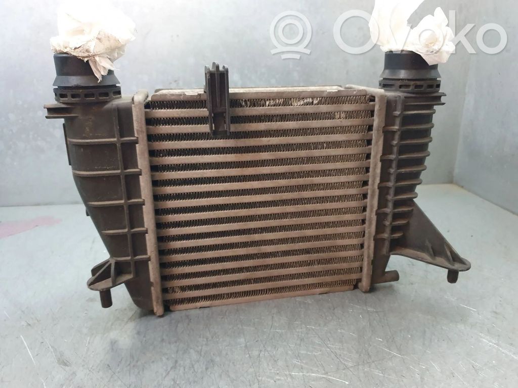 Renault Clio III Radiador intercooler 