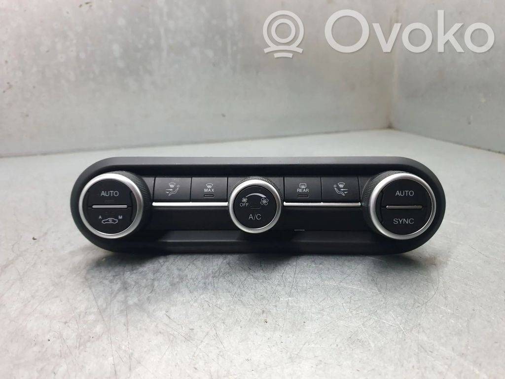 Alfa Romeo Stelvio Unitate control climatizare 