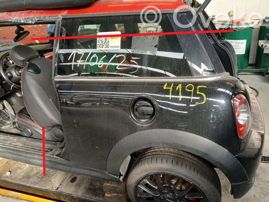Panel lateral trasero