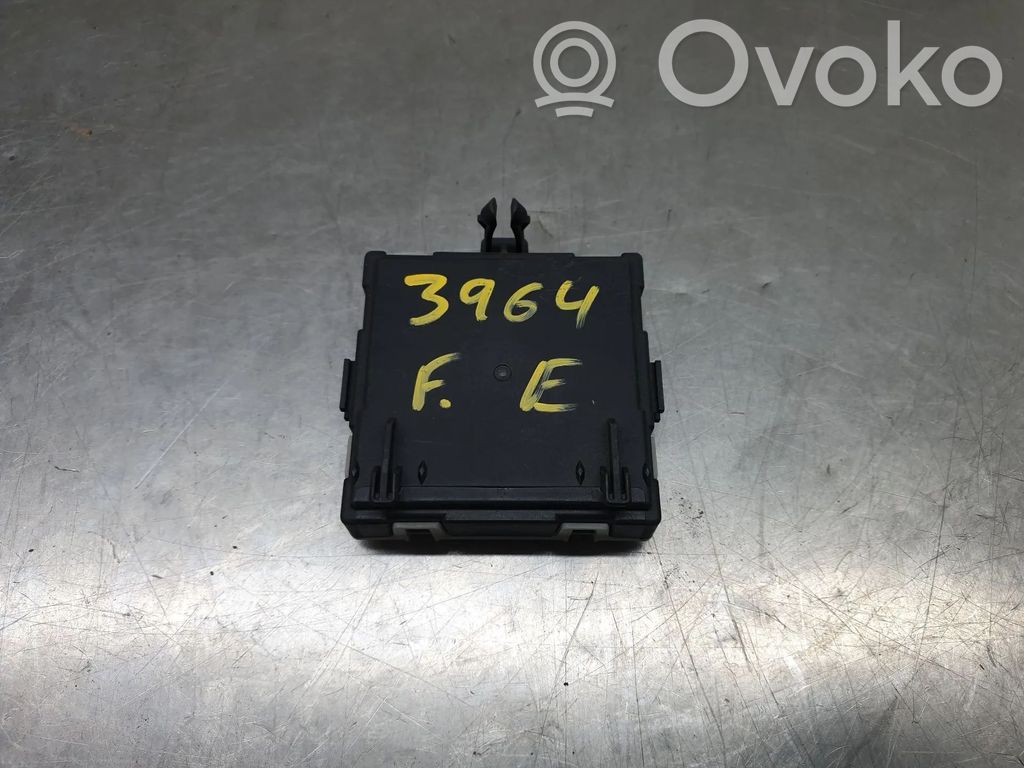 Unité de commande module de porte   A1679008211,A1679029305,A2139010108,A2C7470761600