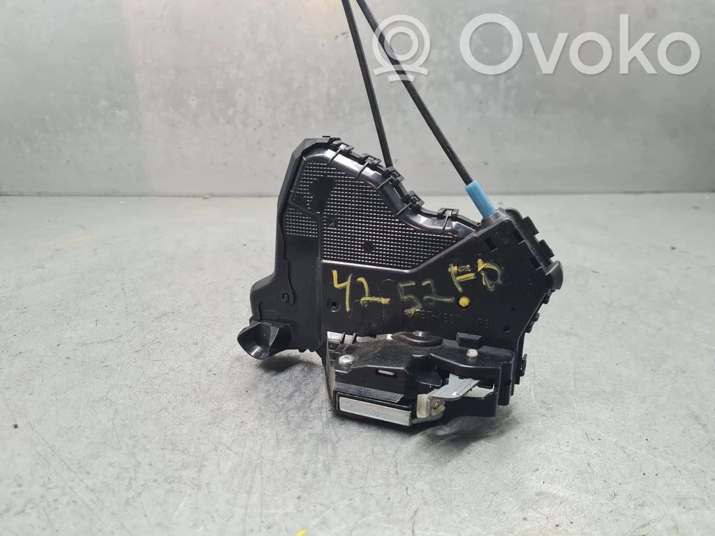 Front door lock   A046693