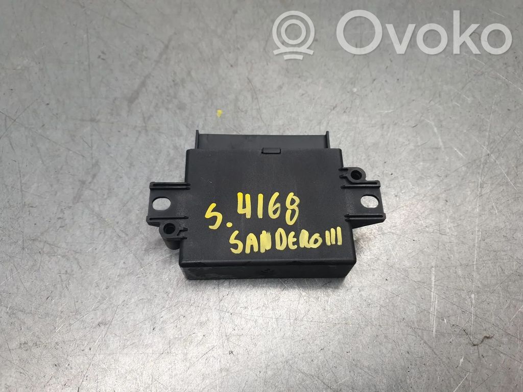 Dacia Sandero Unité de commande, module PDC aide au stationnement 