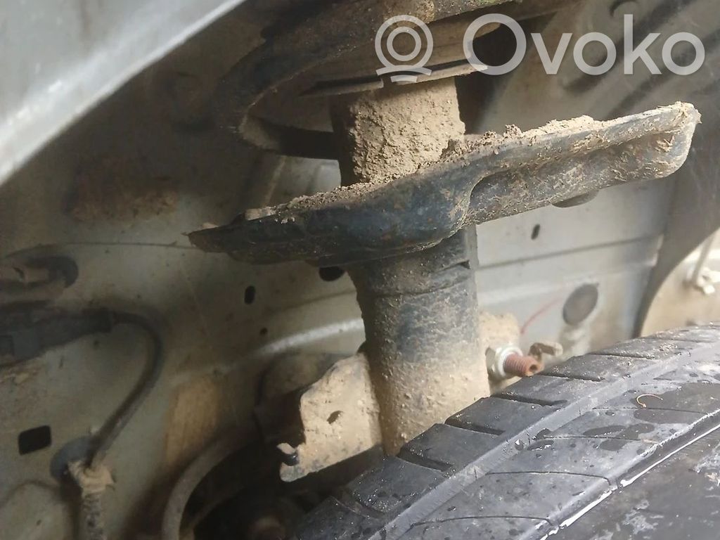 Stoßdämpfer vorne