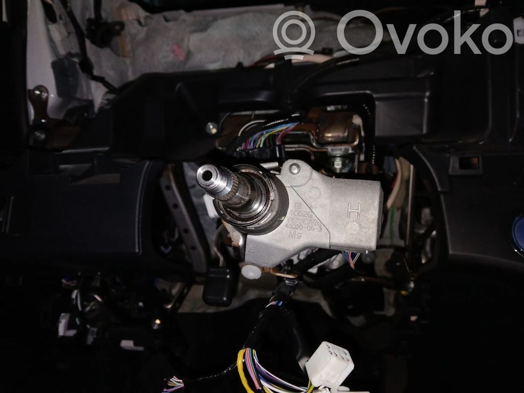 Toyota Yaris Steering wheel 