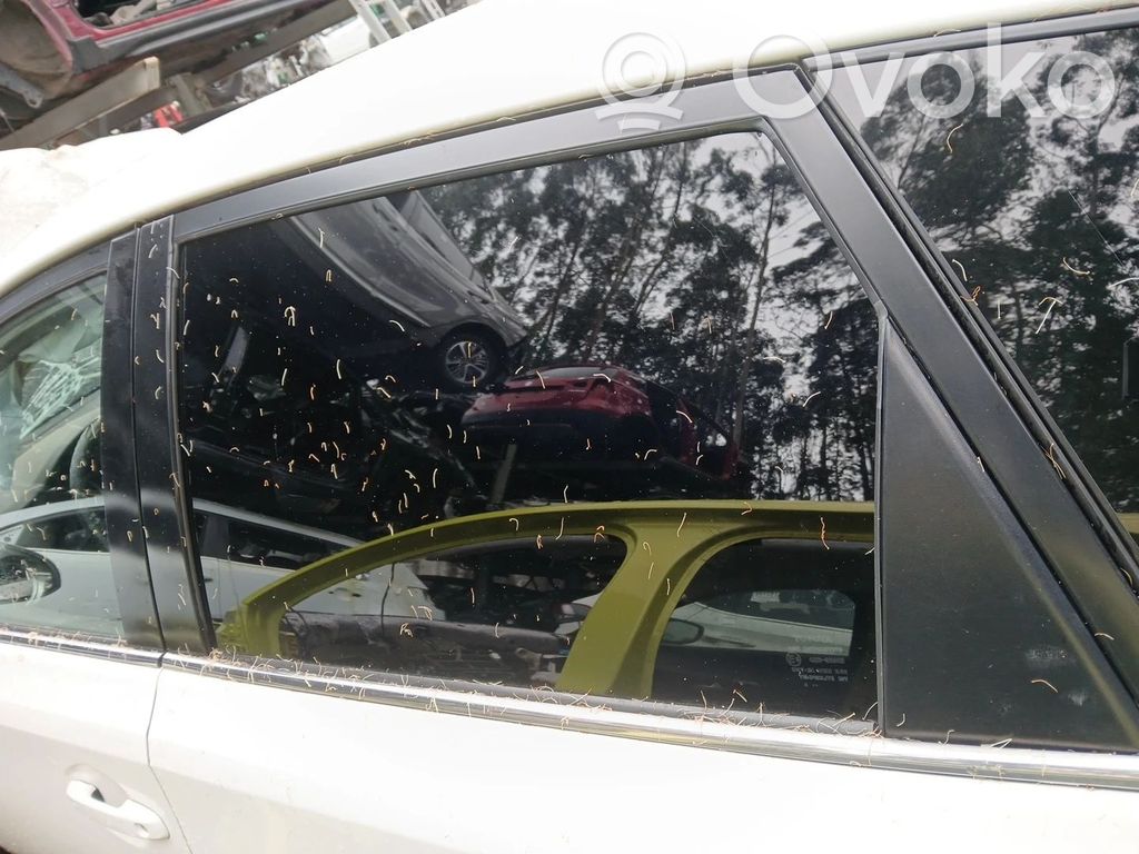 Toyota Auris E180 Geam ușă spate 