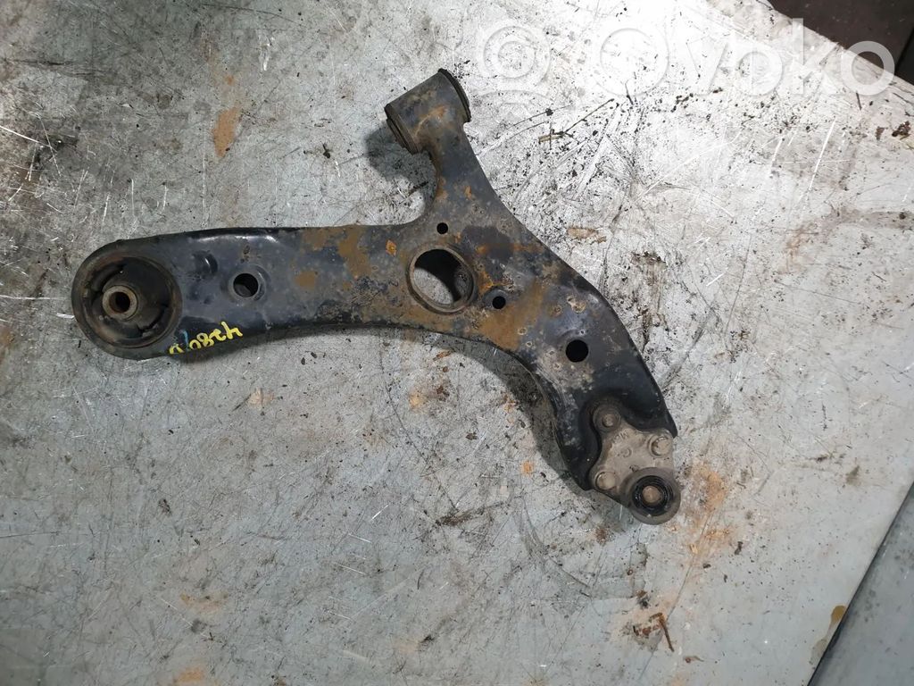 Toyota Auris E180 Front control arm 