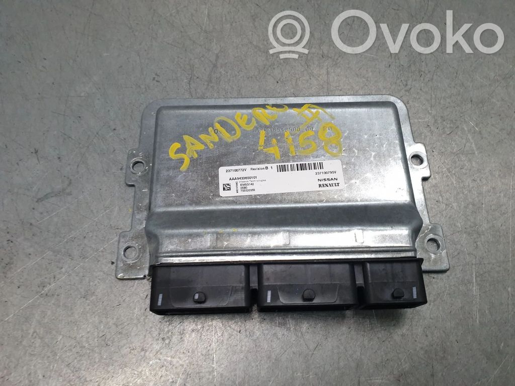 Dacia Sandero Engine control unit/module 