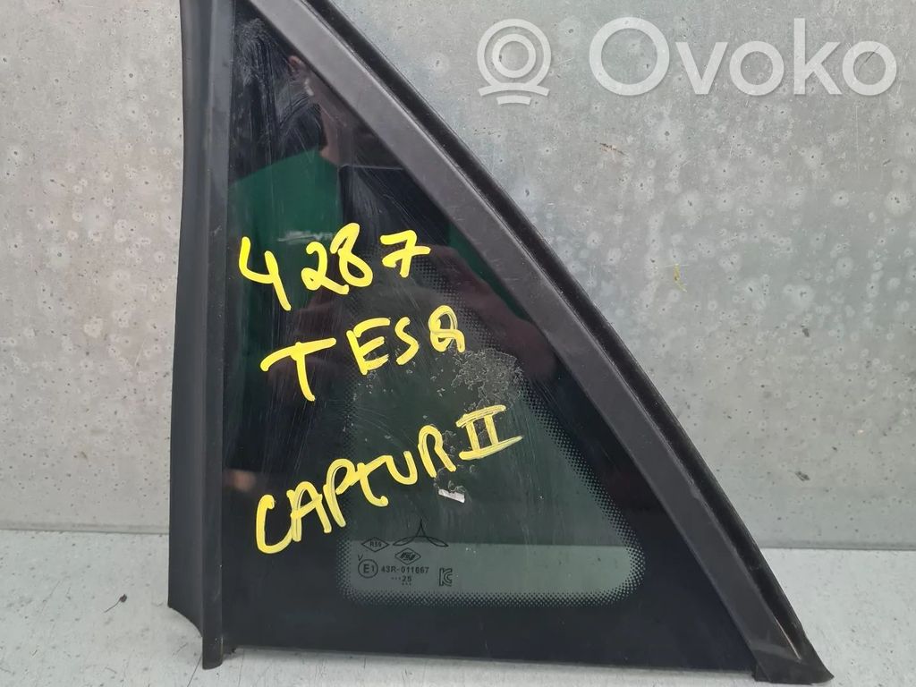 Renault Captur II Rear side window 