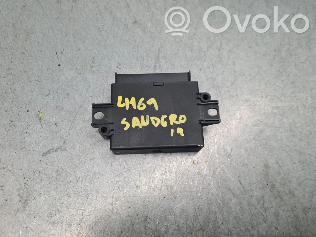 Dacia Sandero Unité de commande, module PDC aide au stationnement 